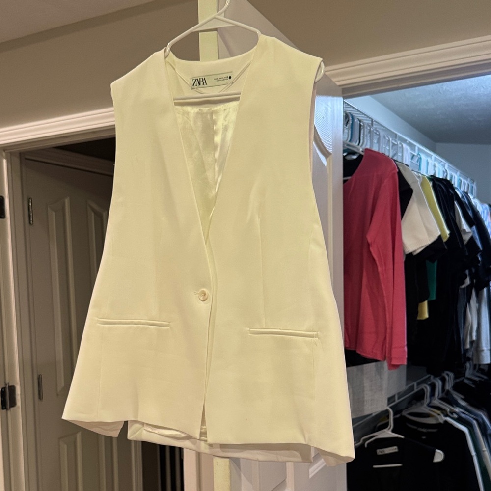 Zara White Sleeveless Blazer Vest